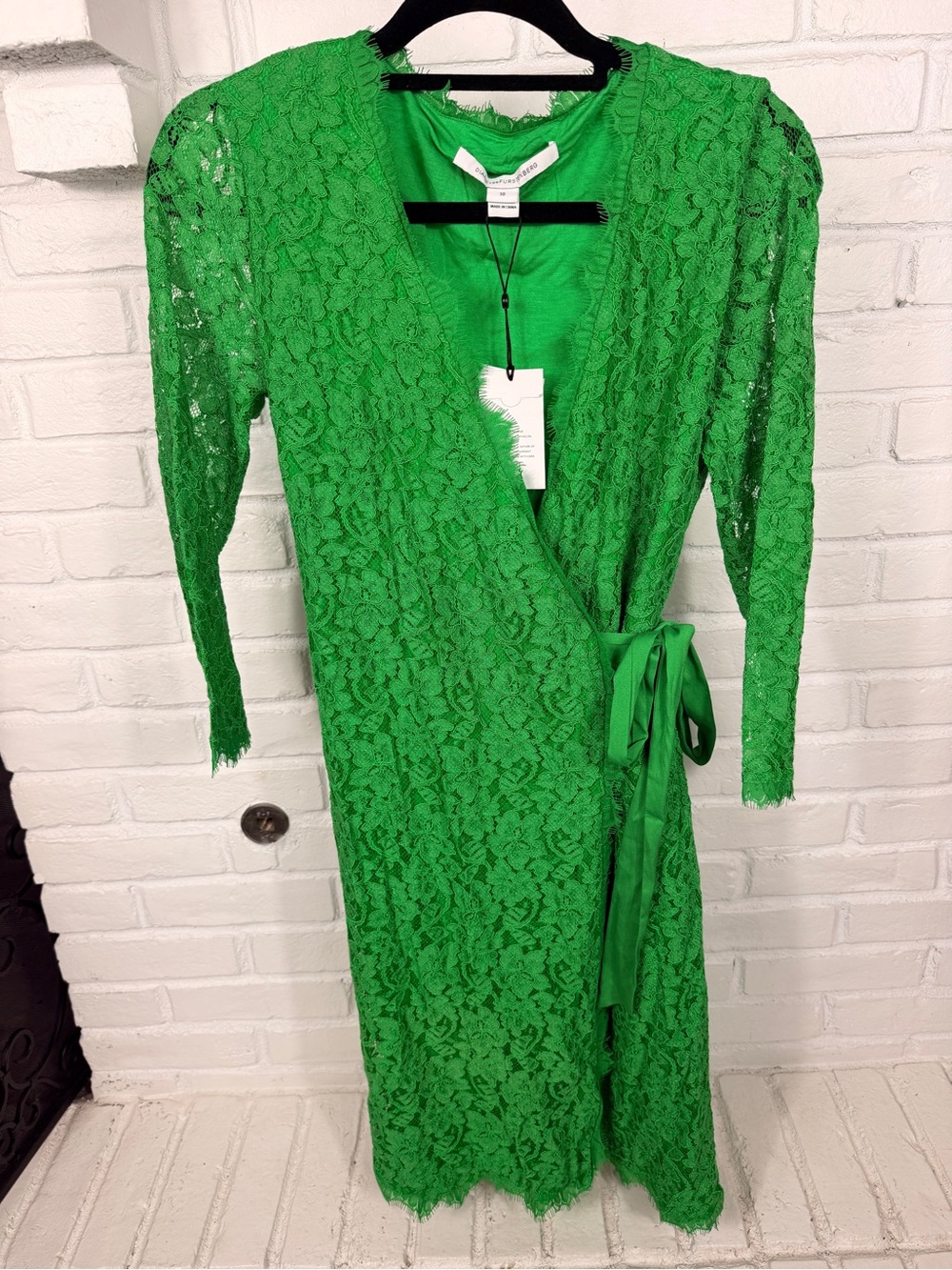 DVF Diane von Furstenberg Green Lace Wrap Juliana Dress Sz 10 NWT Midi Cocktail